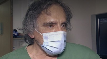 Intensivista de Hospital UC: "Nadie, ni usted ni yo, tenemos un ventilador asegurado en este momento"