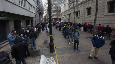 Se inició trámite para solicitar el 10%: Largas filas afuera de AFP, Registro Civil y Juzgado de Familia