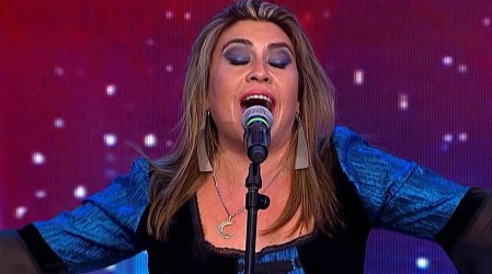 "Quiero entregar mensajes": Claudia Castro sobre su próxima presentación musical en "Got Talent Chile"