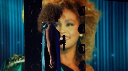 La "Rancherita" apostó por un tributo a la gran Whitney Houston