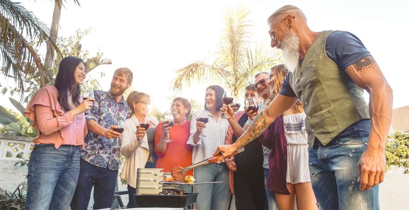 Cómo cada signo del zodíaco maneja las reuniones familiares