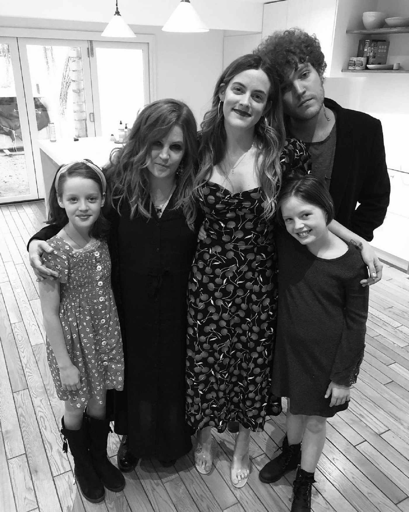 Lisa Marie Presley junto a sus hijos / Instagram