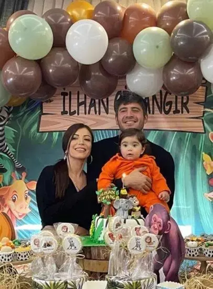 Cihangir Ceyhan y su familia