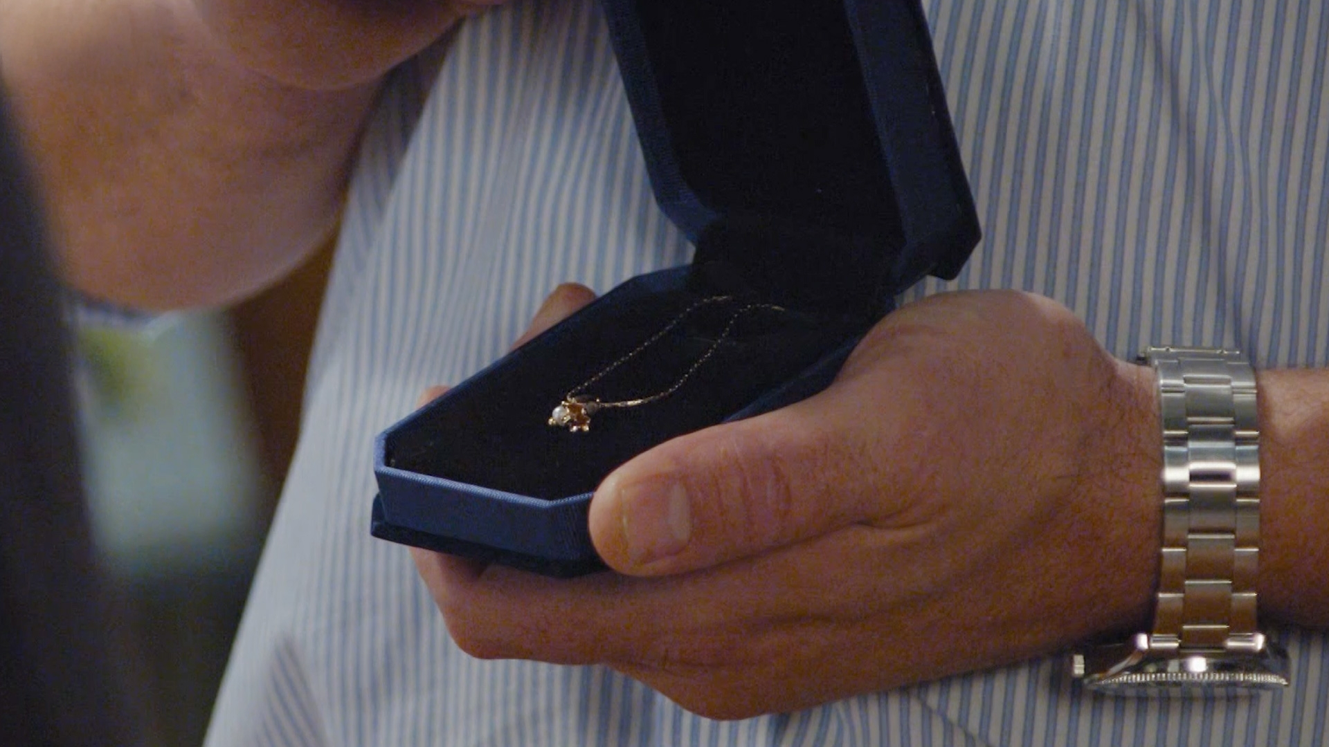 Collar de regalo de Clemente