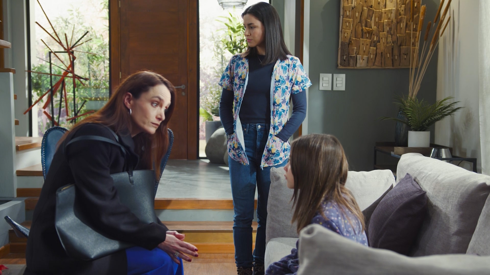 Vanessa habla con Olivia