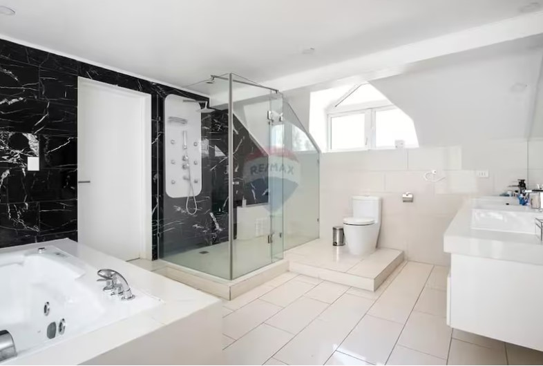 Exmansion Arturo Vidal