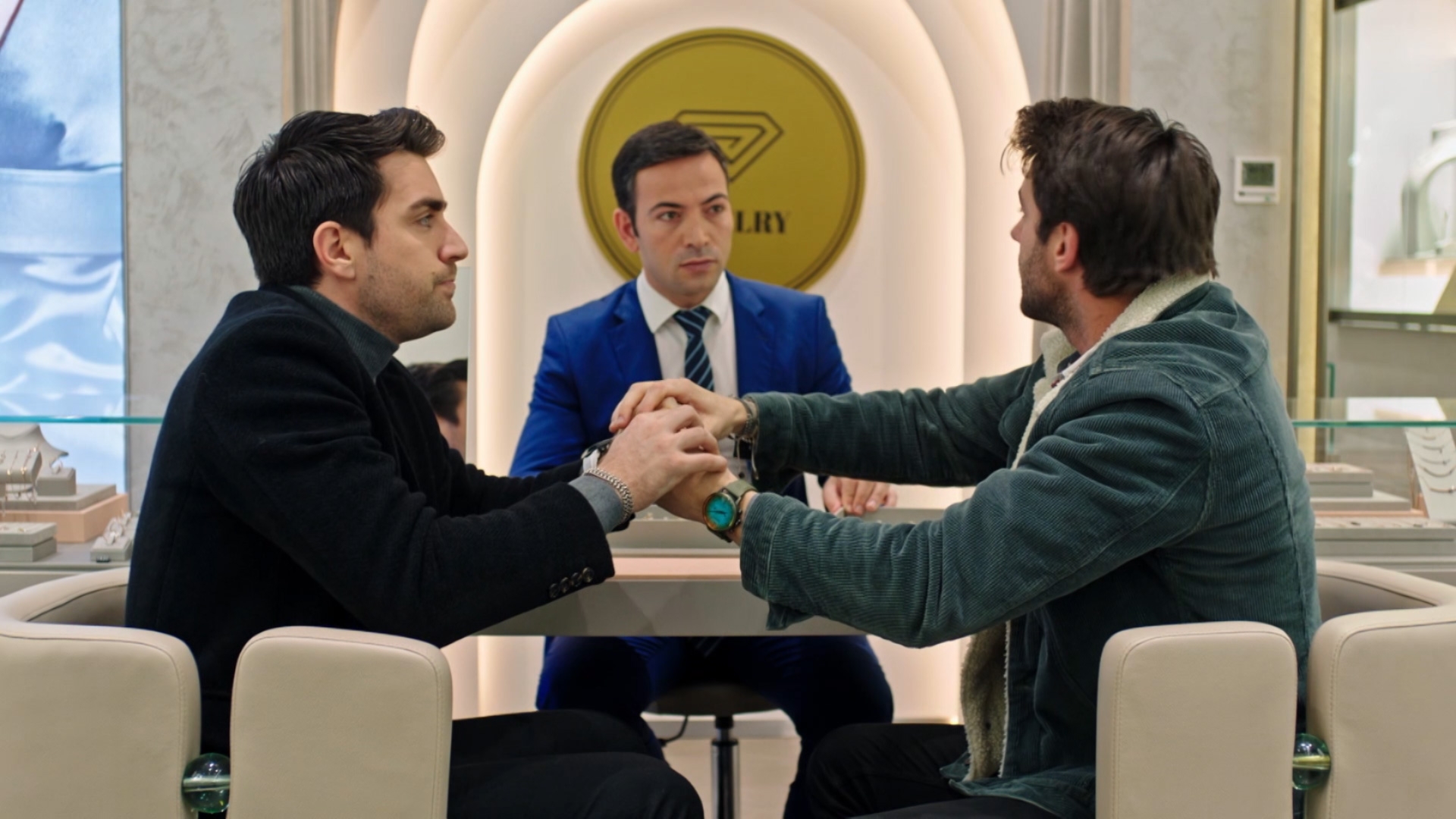 Kerem y Volkan compran un anillo