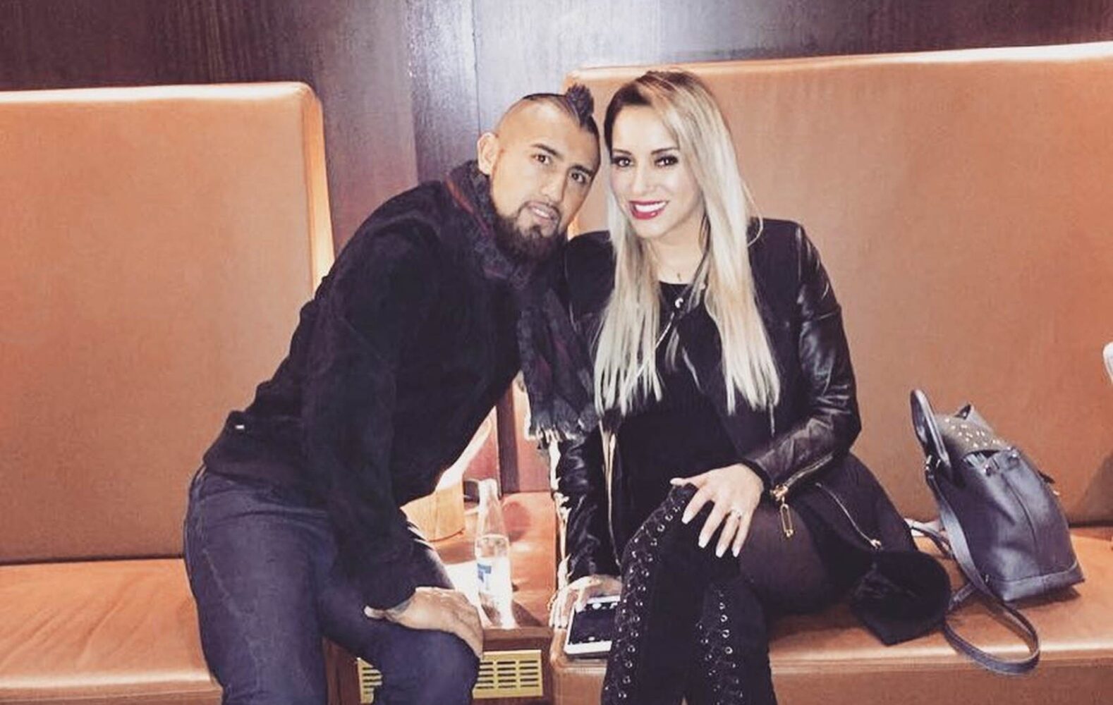 Marité Matus y Arturo Vidal
