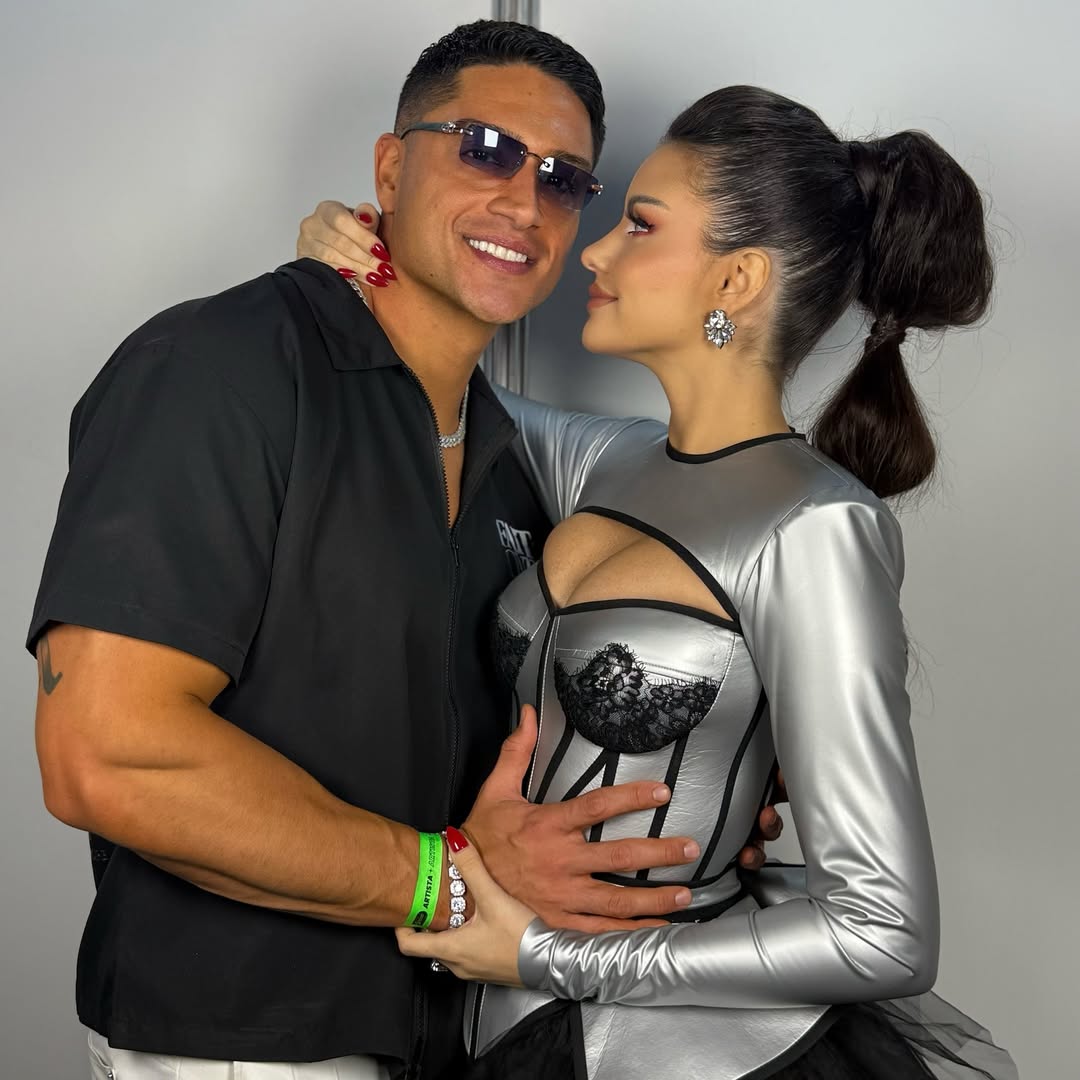 Sammis Reyes y Emilia Dides