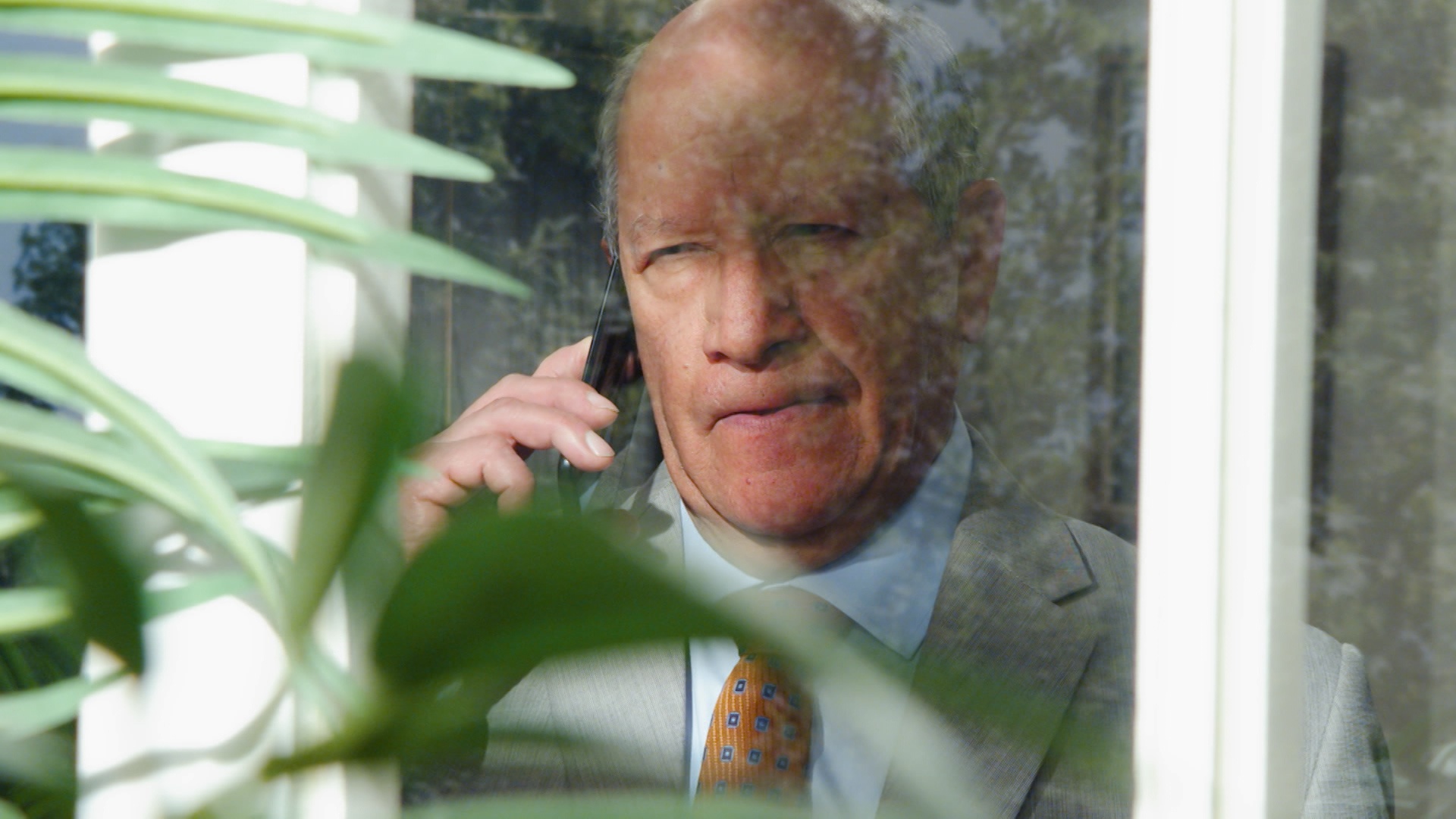 Luis Emilio (Alejandro Trejo)