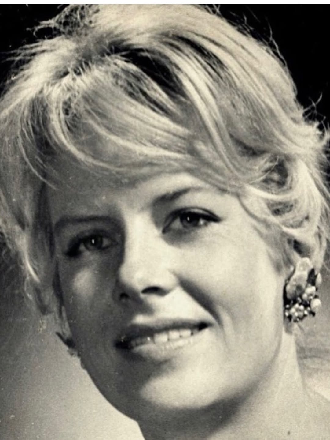 Juventud de Rose Marie Fonck