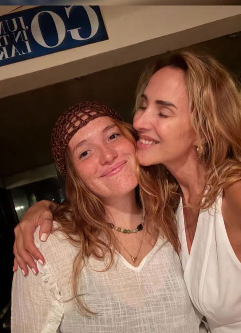 Laura de la Fuente y Angélica Castro