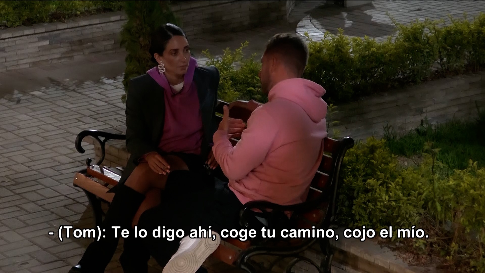 Tom Brusse y Camila Nash