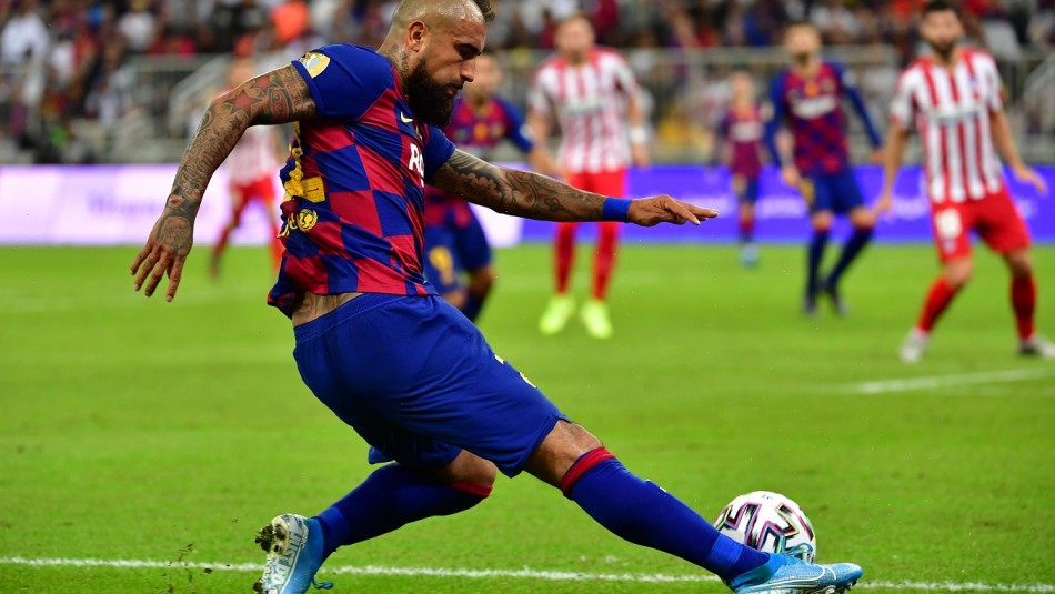 Arturo Vidal Arturo Vidal alabado en Barcelona.