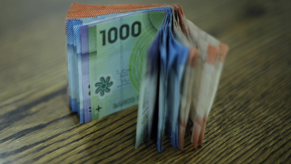 Billetes Devolución de excedentes: ¿Desde cuándo las Isapres deben regresar el dinero en efectivo?