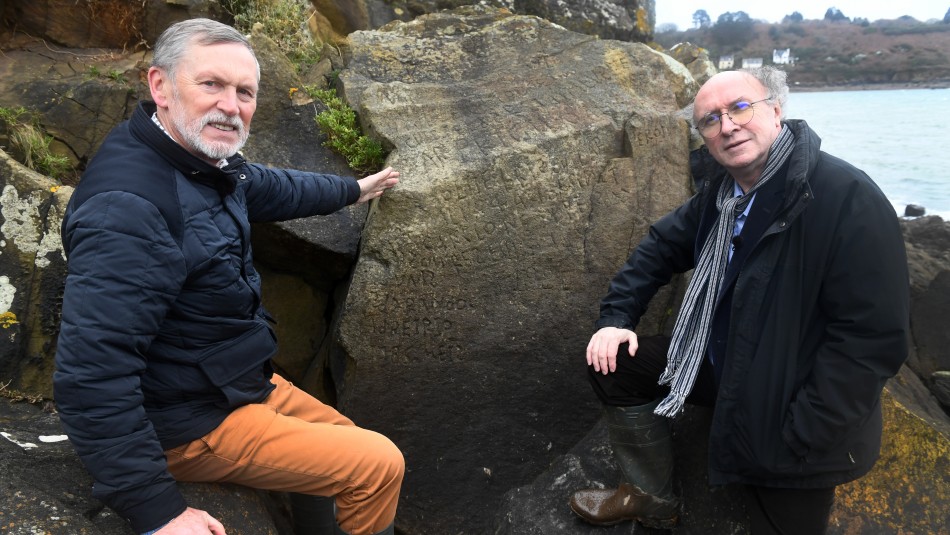 Descifran misterioso grabado en roca de hace 250 años Descifran misterioso grabado en roca de hace 250 años
