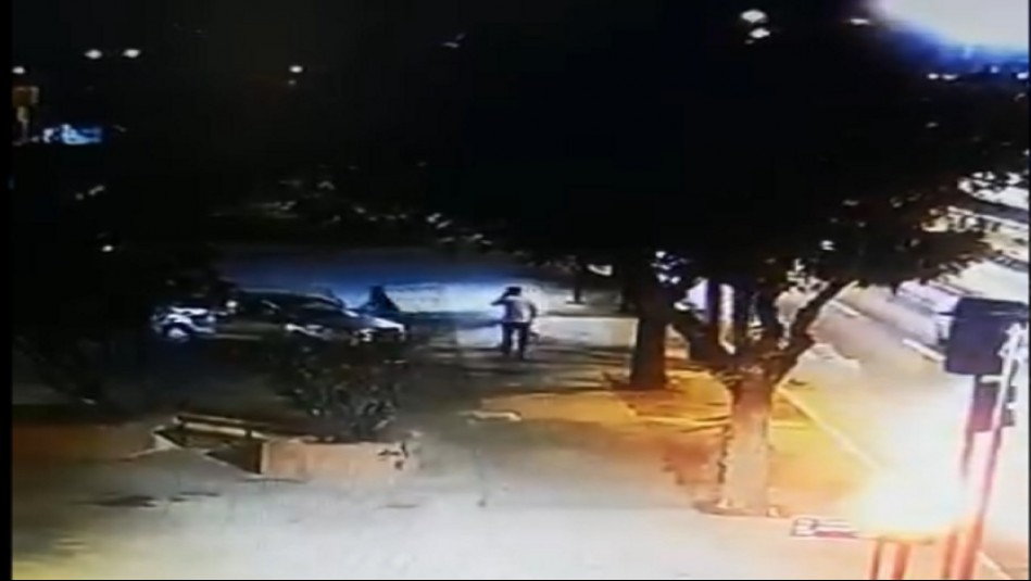 Pareja de adultos mayores fueron víctima de un violento robo en Ñuñoa Pareja de adultos mayores fueron víctima de un violento robo en Ñuñoa