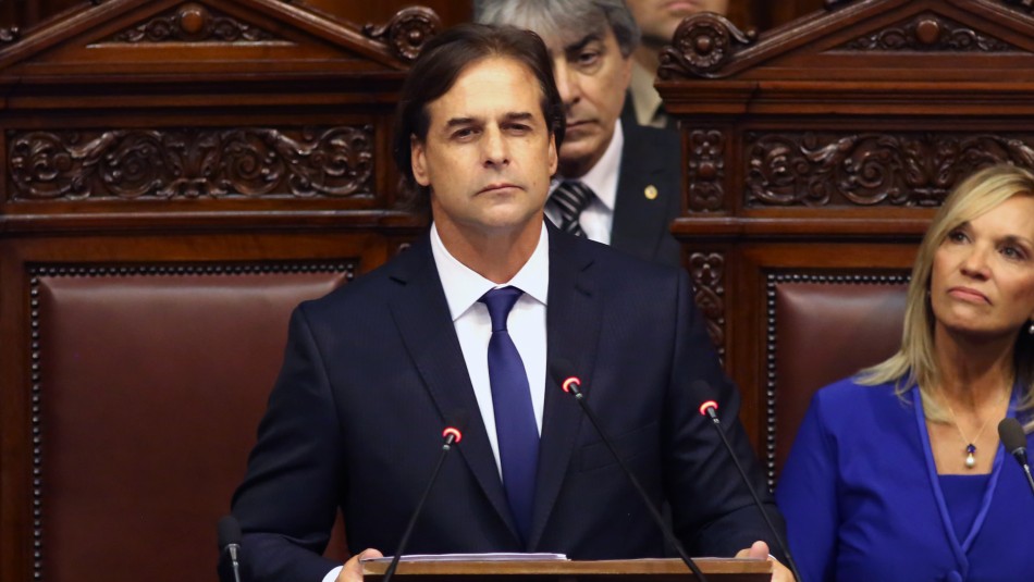 Luis Lacalle Pou Luis Lacalle Pou asume como presidente de Uruguay con Sebastián Piñera como invitado