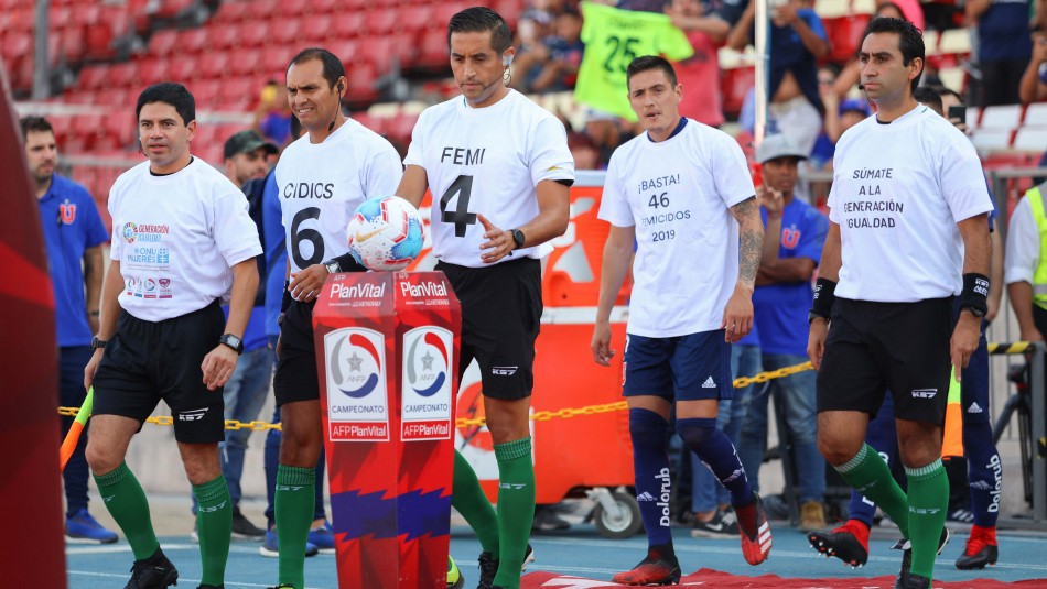Campaña día de la mujer Campaña día de la mujer en el fútbol chileno.