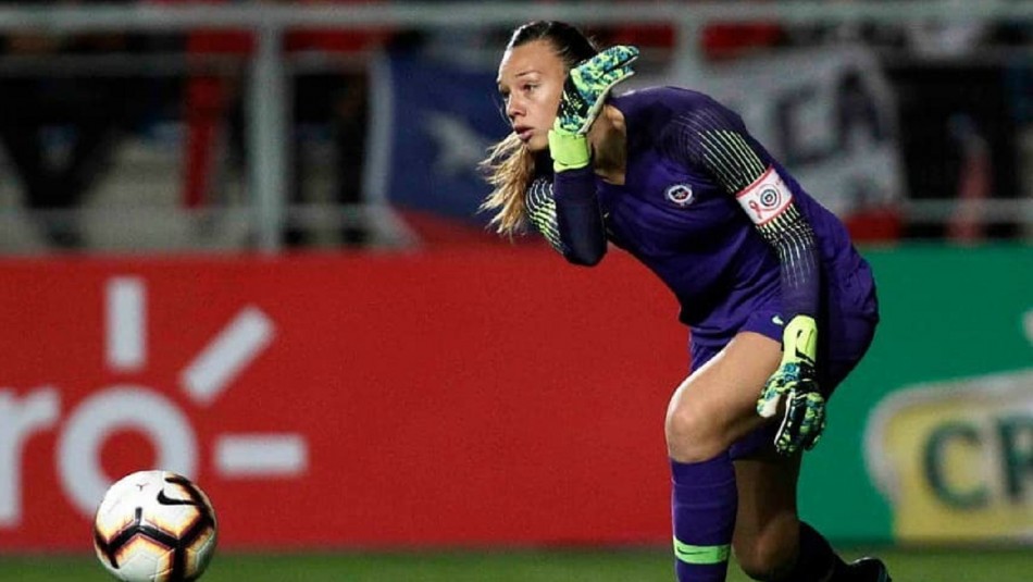 Selección Chilena Femenina Christiane Endler no juega amistoso de la Roja.