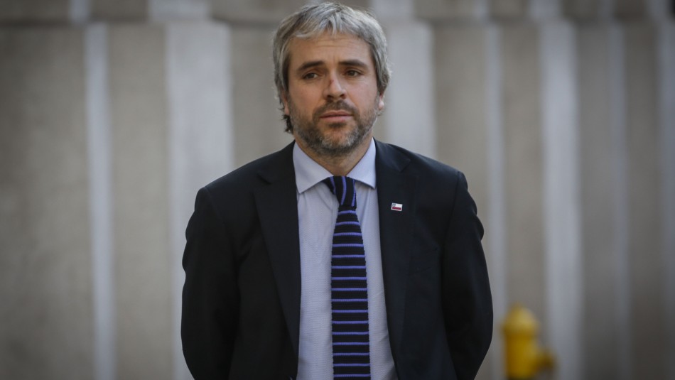 Blumel y cuotas de pueblos originarios en órgano constituyente: Blumel y cuotas de pueblos originarios en órgano constituyente: