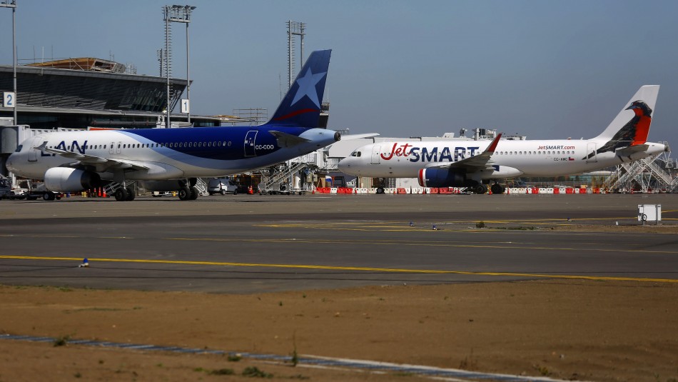 Cancillería informa retraso en vuelos que traerán a chilenos varados en Perú Cancillería informa retraso en vuelos que traerán a chilenos varados en Perú