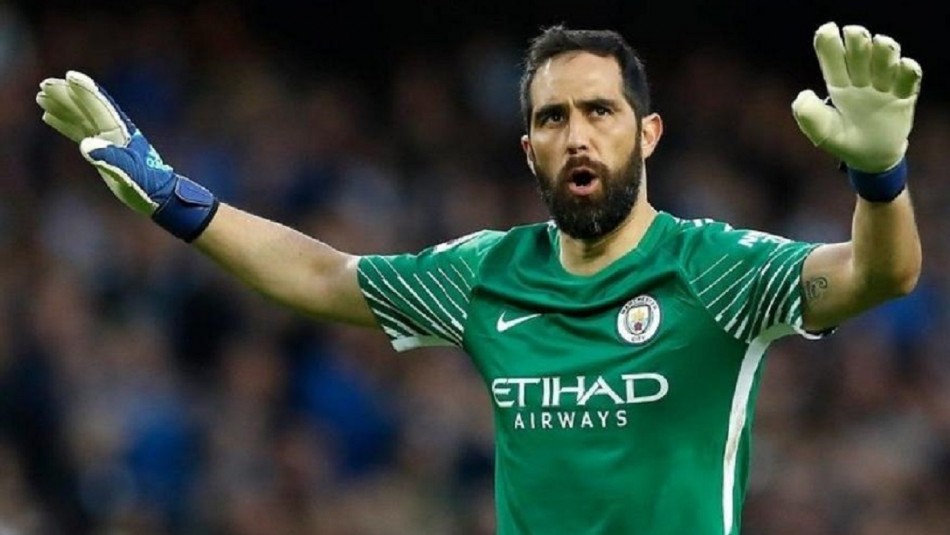 Claudio Bravo y su hijo invitan a enviar 