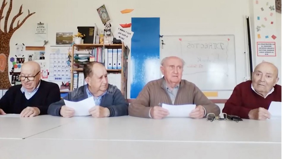 Para mantener el ánimo: Ancianos realizan noticiero sobre el coronavirus desde hogar donde se encuentran Para mantener el ánimo: Ancianos realizan noticiero sobre el coronavirus desde hogar donde se encuentran