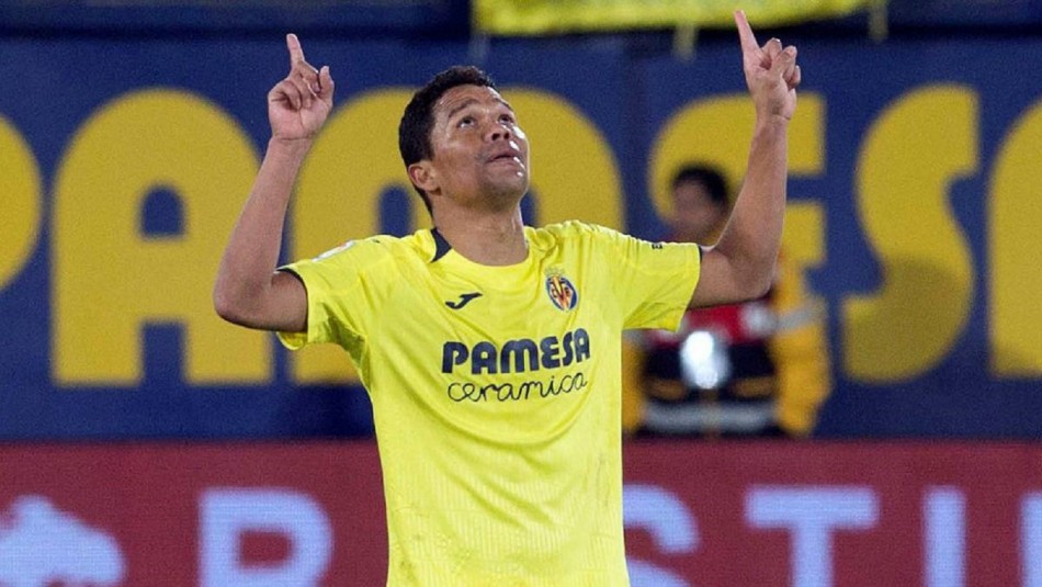 Villarreal Carlos Bacca va en ayuda por crisis sanitaria.