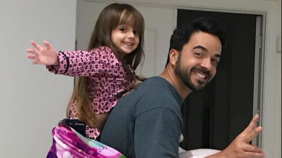 Luis Fonsi Hija de Luis Fonsi sorprende con talento musical cantando