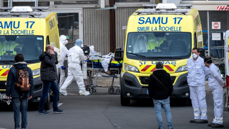 Francia registra récord de 588 muertos en hospitales por coronavirus en 24 horas Francia registra récord de 588 muertos en hospitales por coronavirus en 24 horas