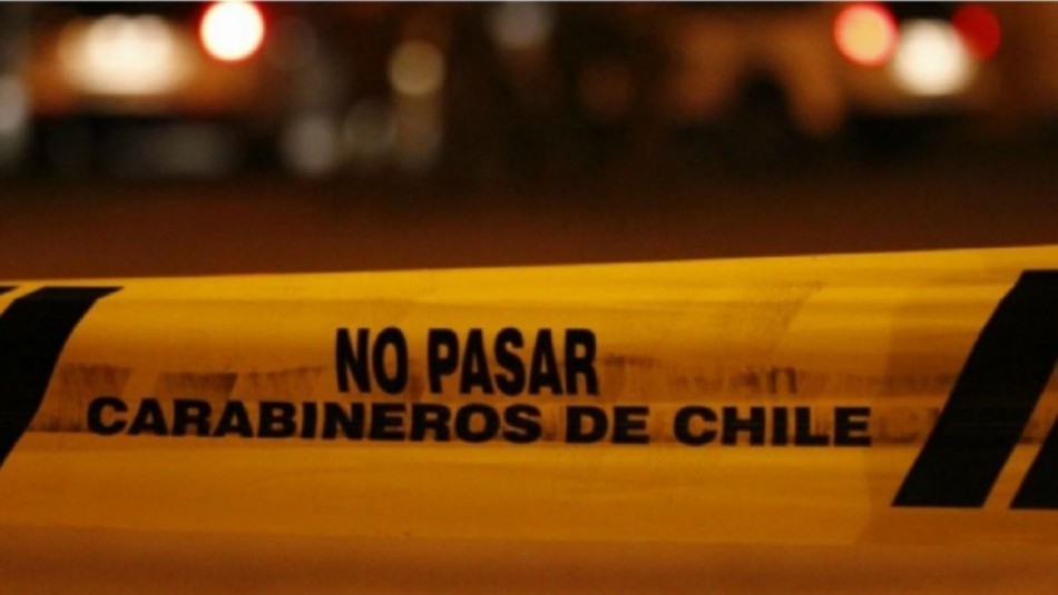 Detienen a ocho personas por saqueos y desórdenes públicos en Puente Alto Detienen a ocho personas por saqueos y desórdenes públicos en Puente Alto