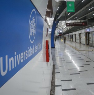 Metro informa que estación U. de Chile está cerrada por Metro informa que estación U. de Chile está cerrada por