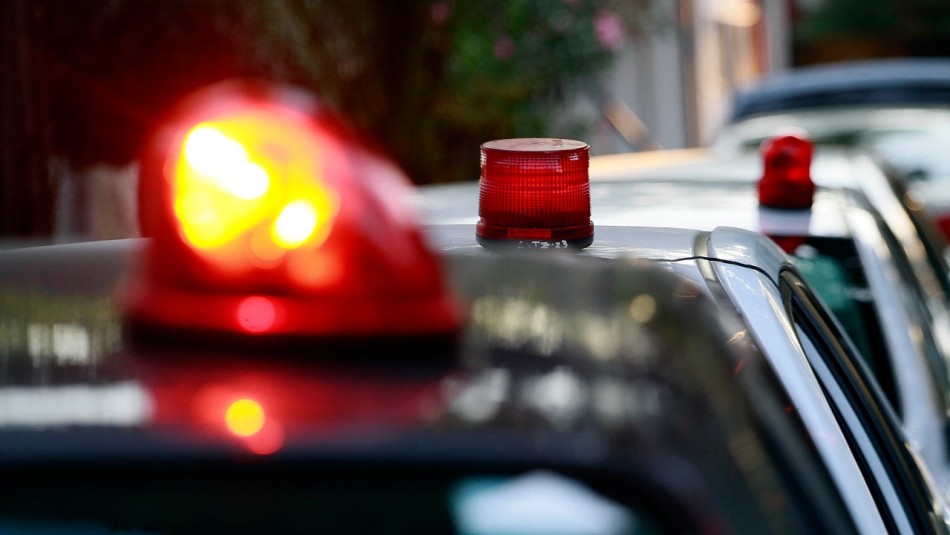 Dispararon a Carabineros: Detienen a 6 sujetos que robaron auto e intentaron portonazo Dispararon a Carabineros: Detienen a 6 sujetos que robaron auto e intentaron portonazo
