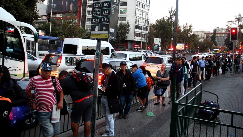 Transporte a máxima capacidad y clases presenciales: Cómo será el Súper Lunes en plena pandemia Transporte a máxima capacidad y clases presenciales: Cómo será el Súper Lunes en plena pandemia