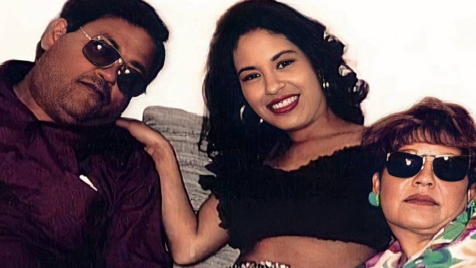 Padre de Selena admite que fue un error mostrar el cuerpo de su hija en el funeral Padre de Selena admite que fue un error mostrar el cuerpo de su hija en el funeral