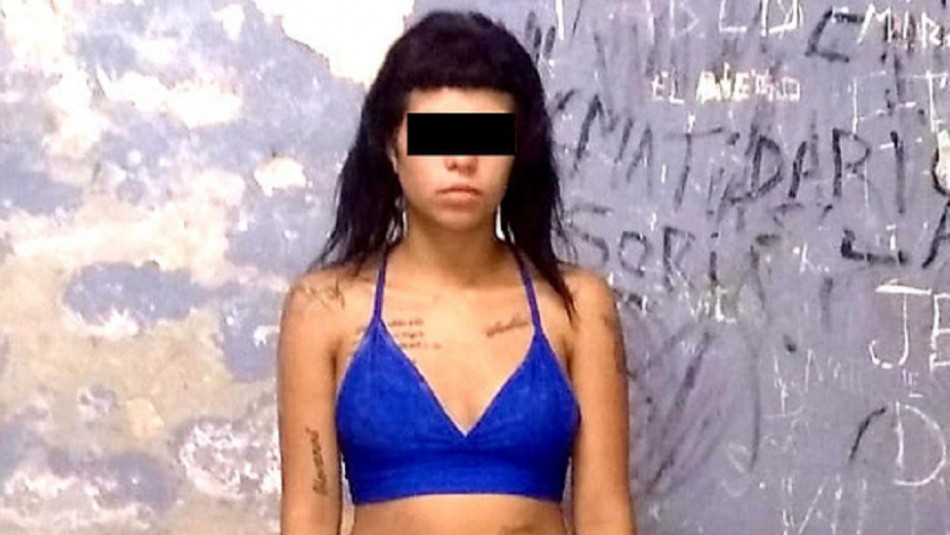 Mujer asesina a puñaladas al novio de su expareja tras negarse a aceptar término de relación Mujer asesina a puñaladas al novio de su expareja tras negarse a aceptar término de relación