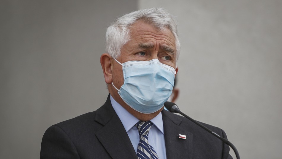 Ministro de Salud, Enrique Paris