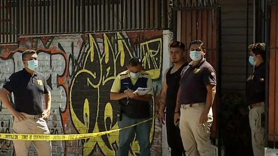 Maipú Mujer muere baleada en Maipú.