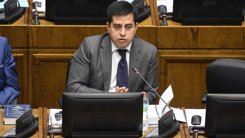 tercer retiro 10 afp Senador Araya por tercer retiro de 10%: