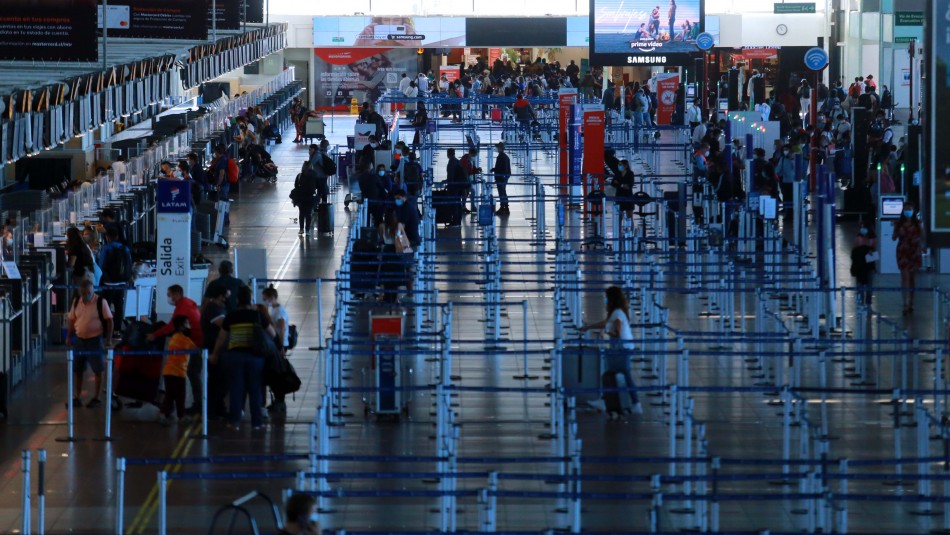 Nuevas restricciones a viajeros que arriben a Chile: Caso especial a quienes llegan desde Brasil Nuevas restricciones a viajeros que arriben a Chile: Caso especial a quienes llegan desde Brasil