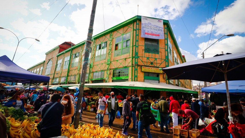 Cierran Mercado Cardonal de Valparaíso Cierran Mercado Cardonal de Valparaíso: Detectan a personas contagiadas con coronavirus
