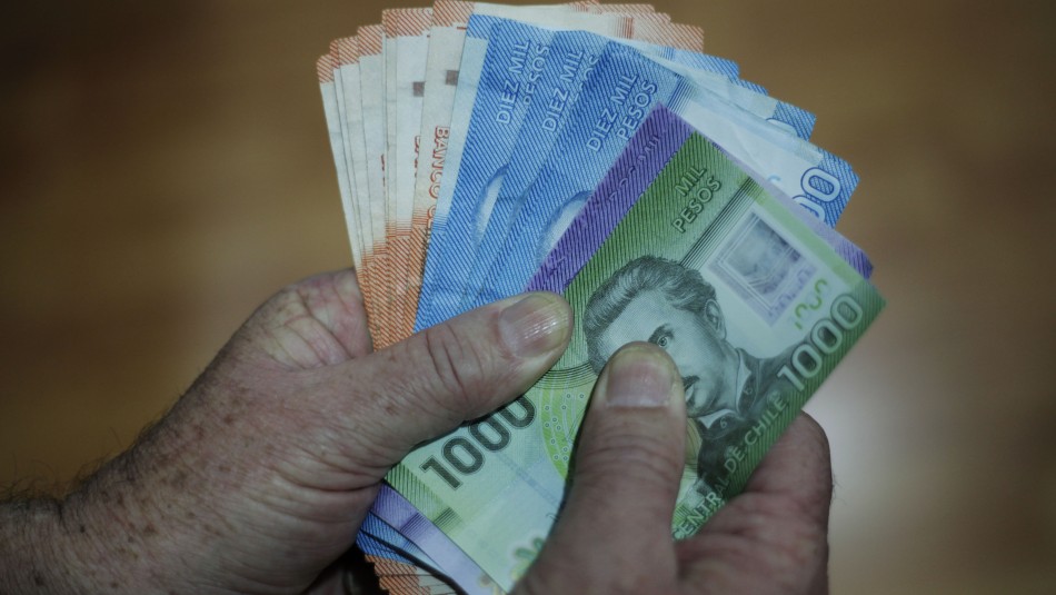 Diputado pide bono de $500 mil por cuarentenas: Diputado pide bono de $500 mil por cuarentenas:
