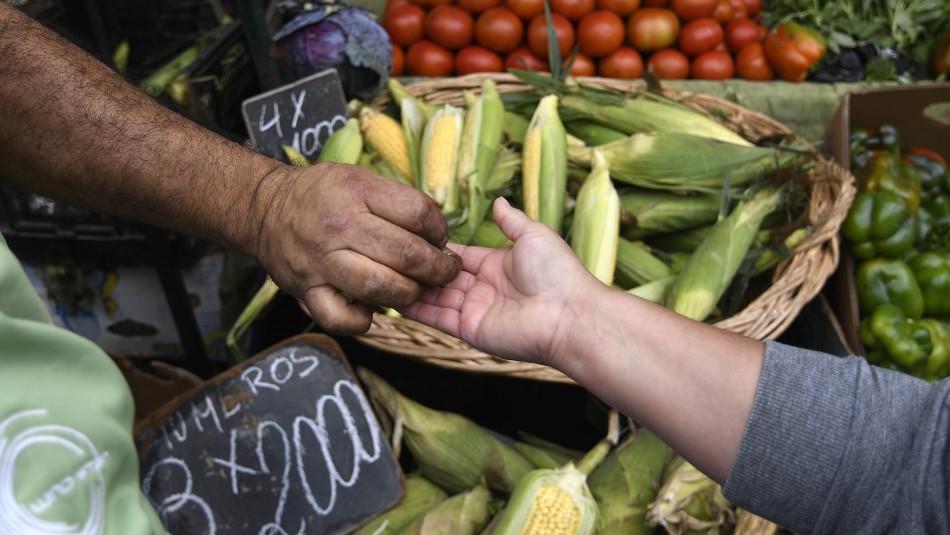 Feriantes Feriantes contra funcionamiento con delivery: Parando un fin de semana no bajan los contagios