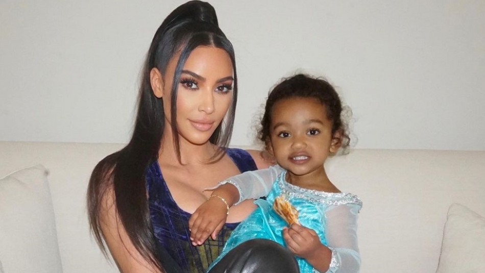 El lujoso salón de belleza de la hija menor de Kim Kardashian en su mansión El lujoso salón de belleza de la hija menor de Kim Kardashian en su mansión