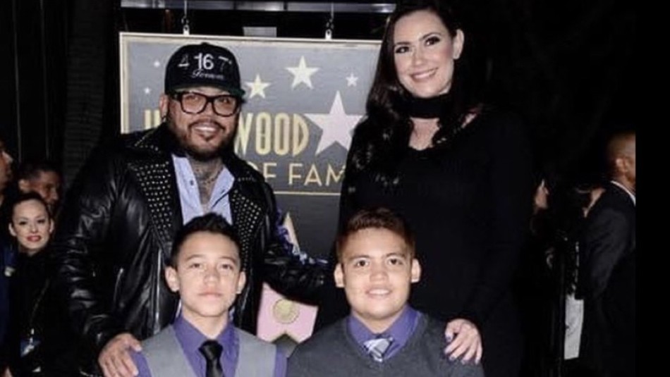 Extraña desaparición del sobrino de Selena revela graves problemas en la familia Extraña desaparición del sobrino de Selena revela graves problemas en la familia