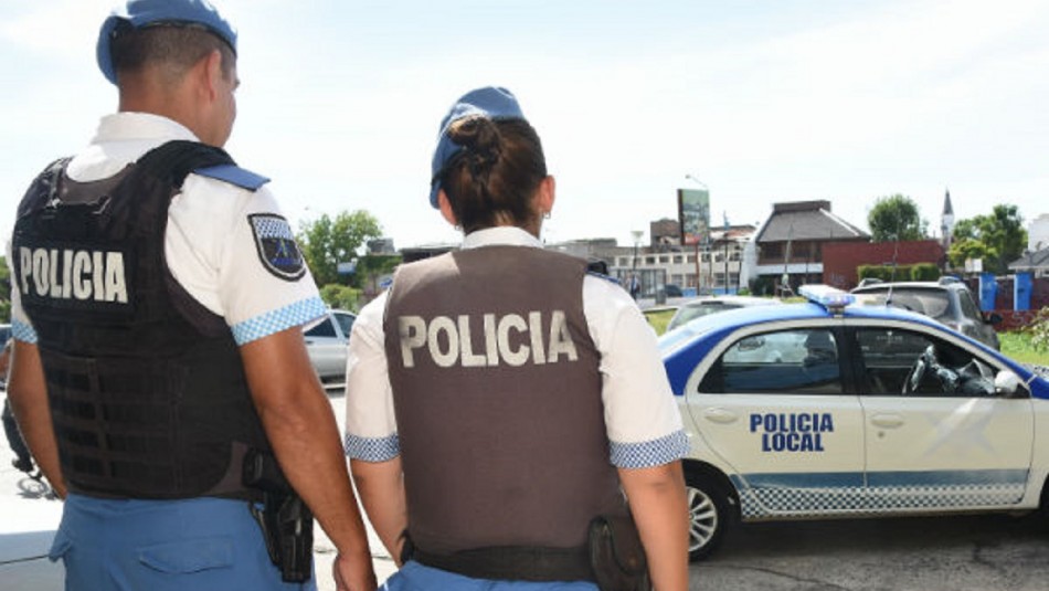 Argentina Abuelo es detenido por abusar de su nieta.