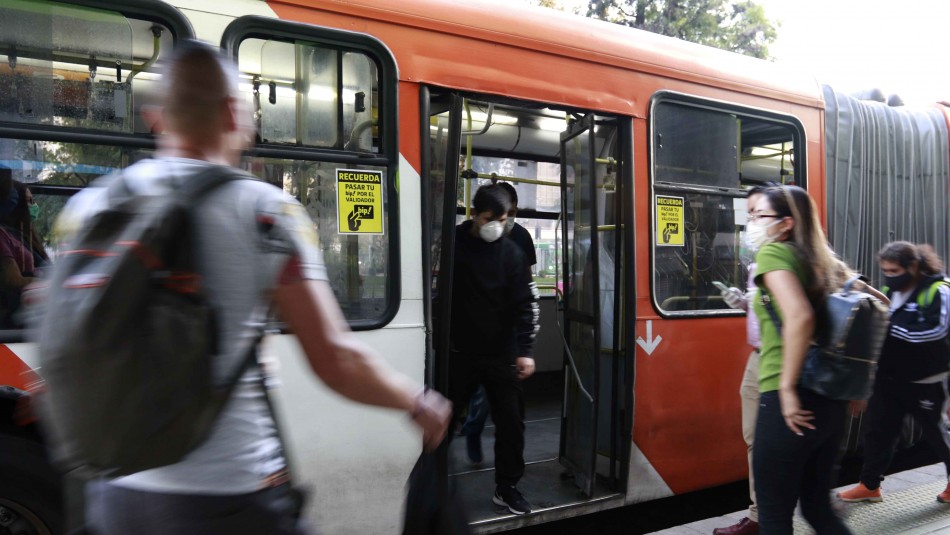 transantiago permisos cuarentena 167 comunas en confinamiento total: alta movilidad pese retrocesos a cuarentena