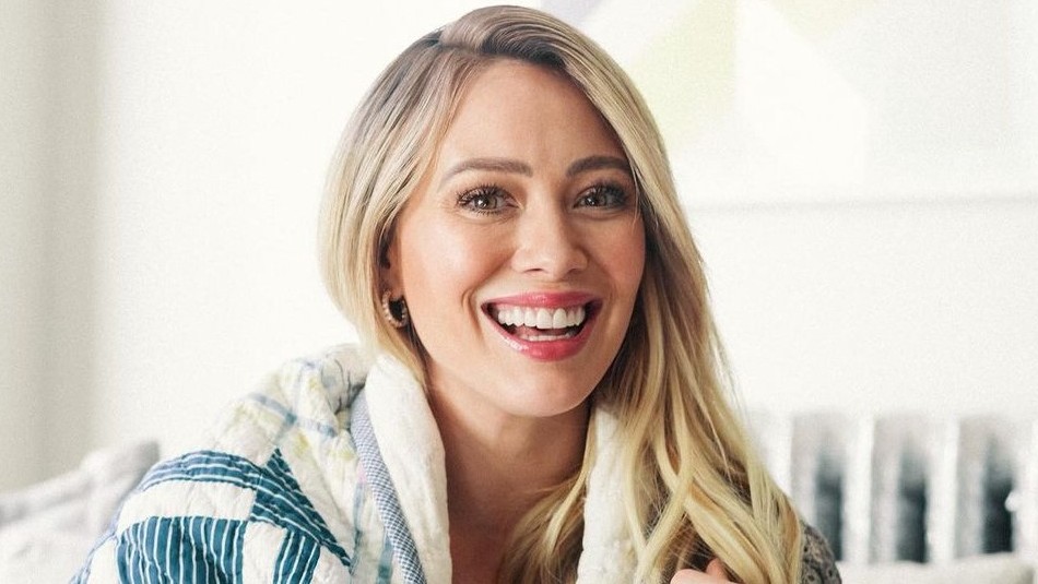 Hilary Duff comparte las primeras fotos de su nueva bebé nacida en el agua: ¡Bienvenida Mae! Hilary Duff comparte las primeras fotos de su nueva bebé nacida en el agua: ¡Bienvenida Mae!