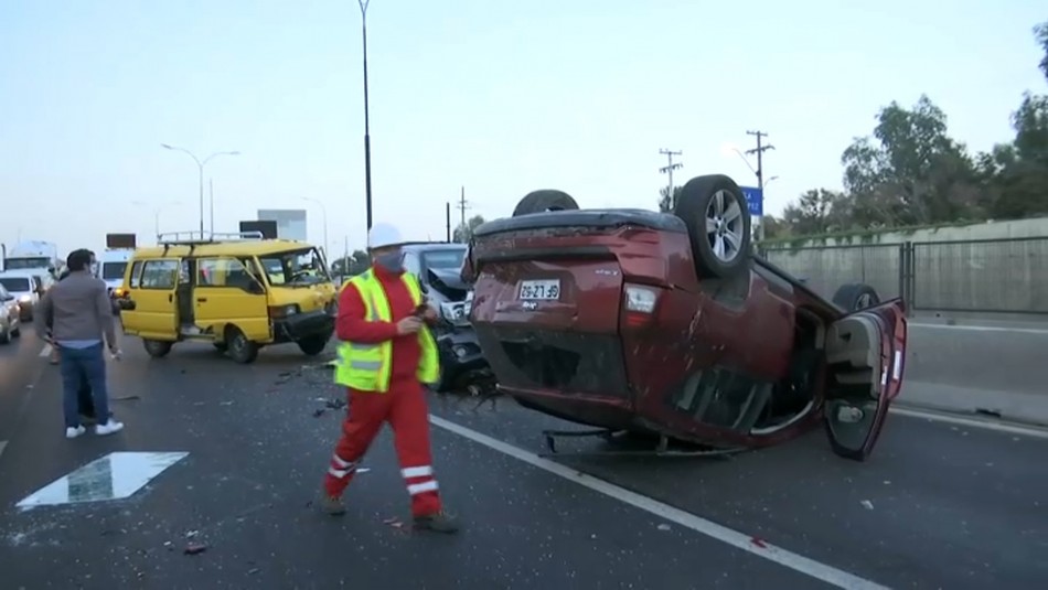 choque autopista central Médico involucrado en triple choque en Autopista Central: